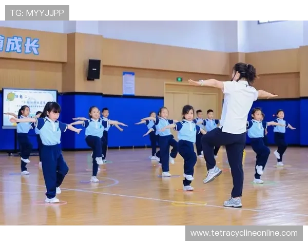 星空体育全站引领青少年体育教育创新促进青少年健康成长